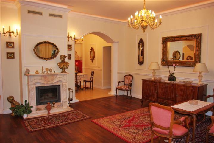 Bed and Breakfast Gosciniec Rycerski à Paprotki Extérieur photo